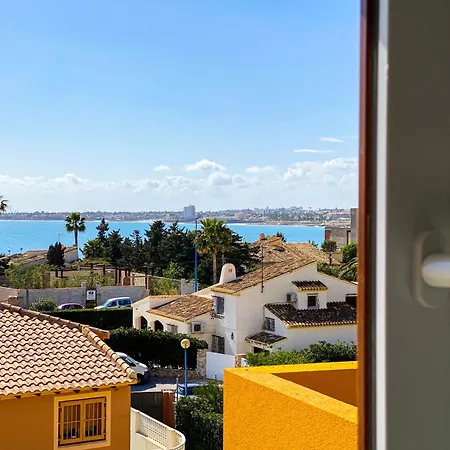 Sunny Paradise Apartment *